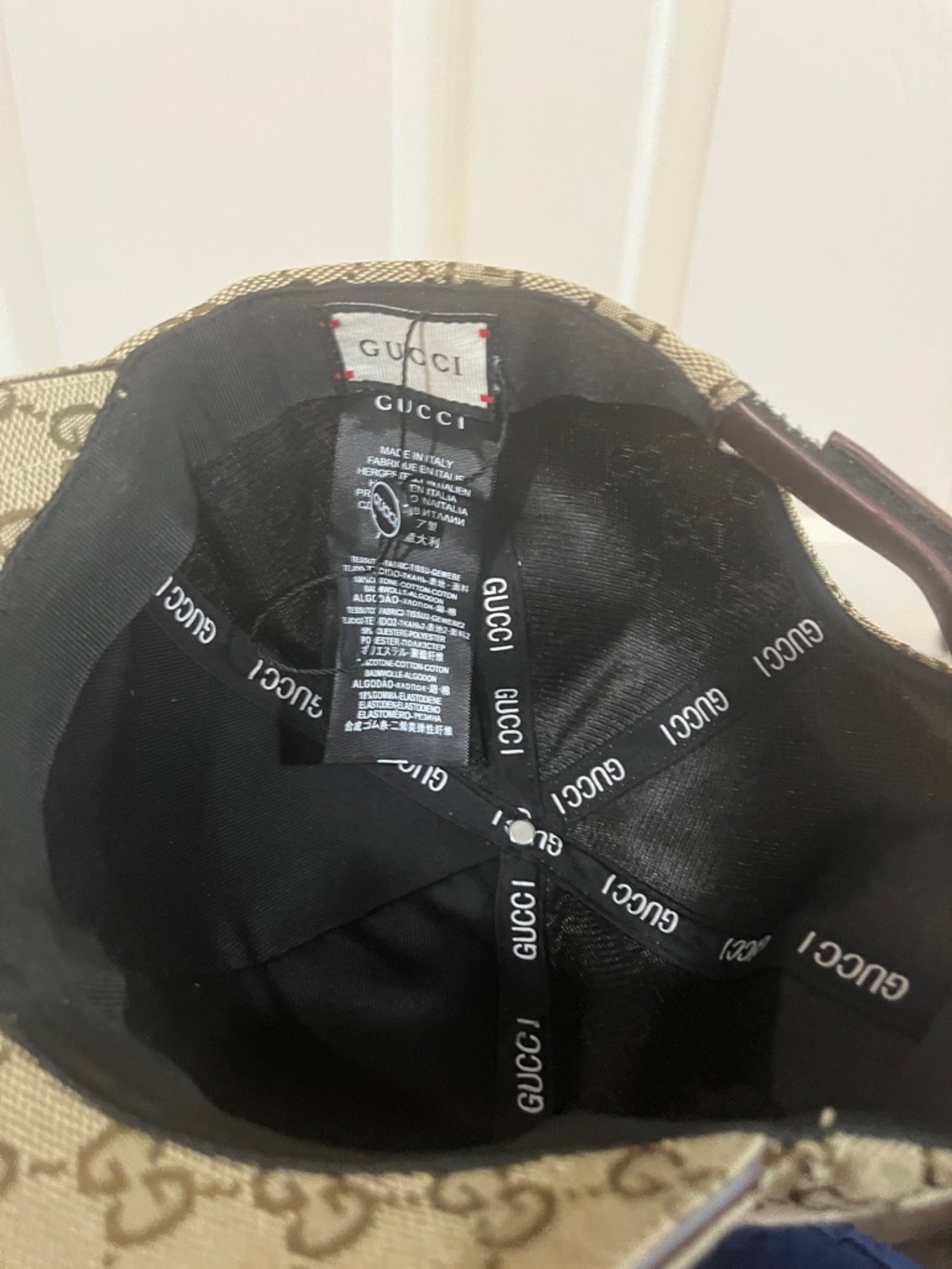 Gucci Beige GG Monogram Cap with Gold Logo Plaque - Picture 3 of 3